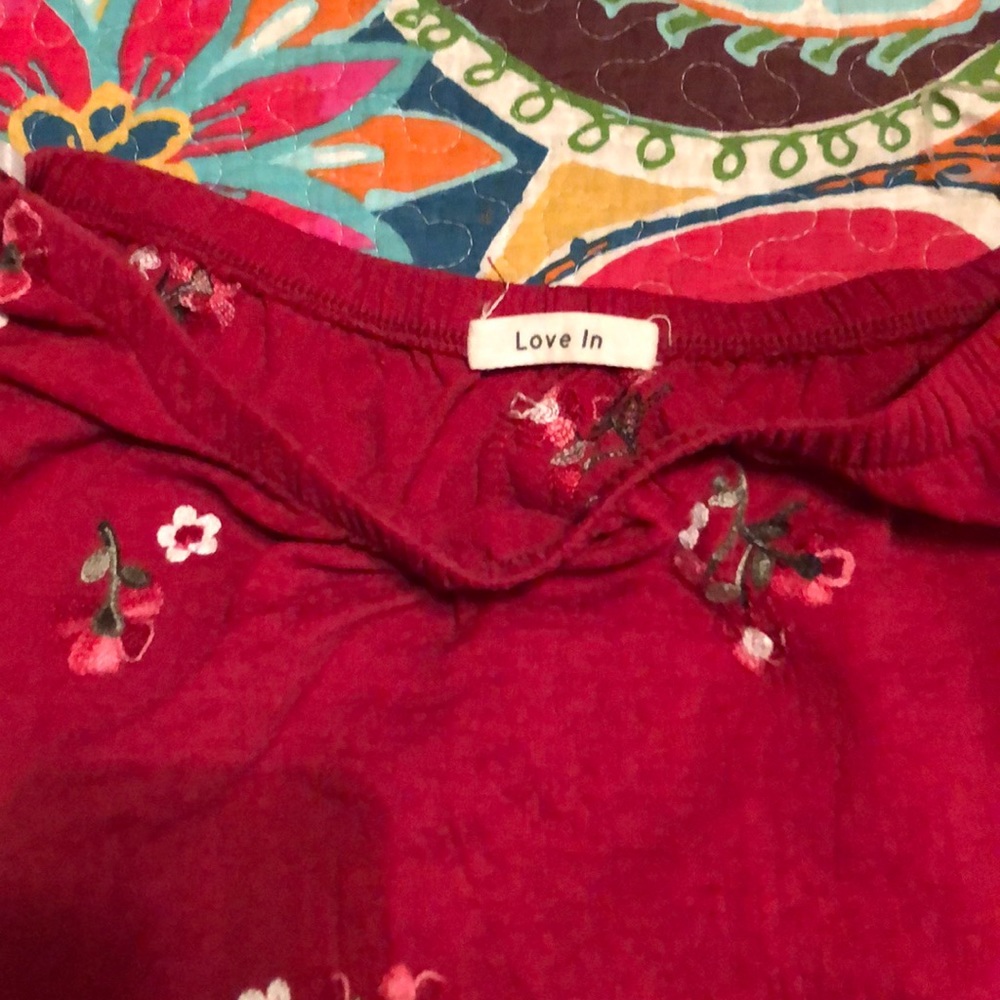 Off shoulder top - Picture 2 of 2